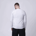 Белый лонгслив