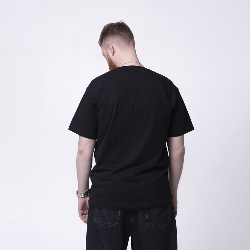 Черная футболка унисекс