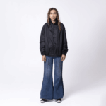 Черная ветровка