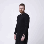 Черный лонгслив