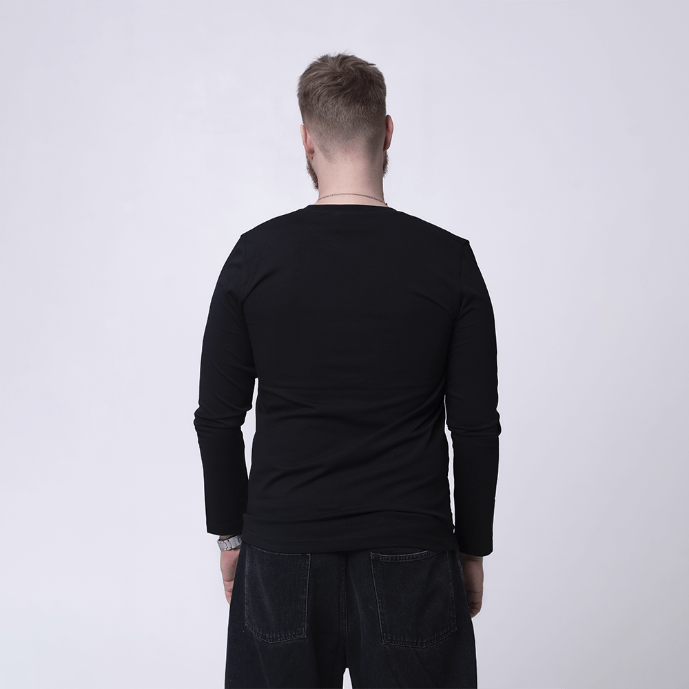 Черный лонгслив