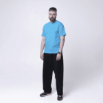 Голубая футболка