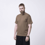 Оливковая футболка
