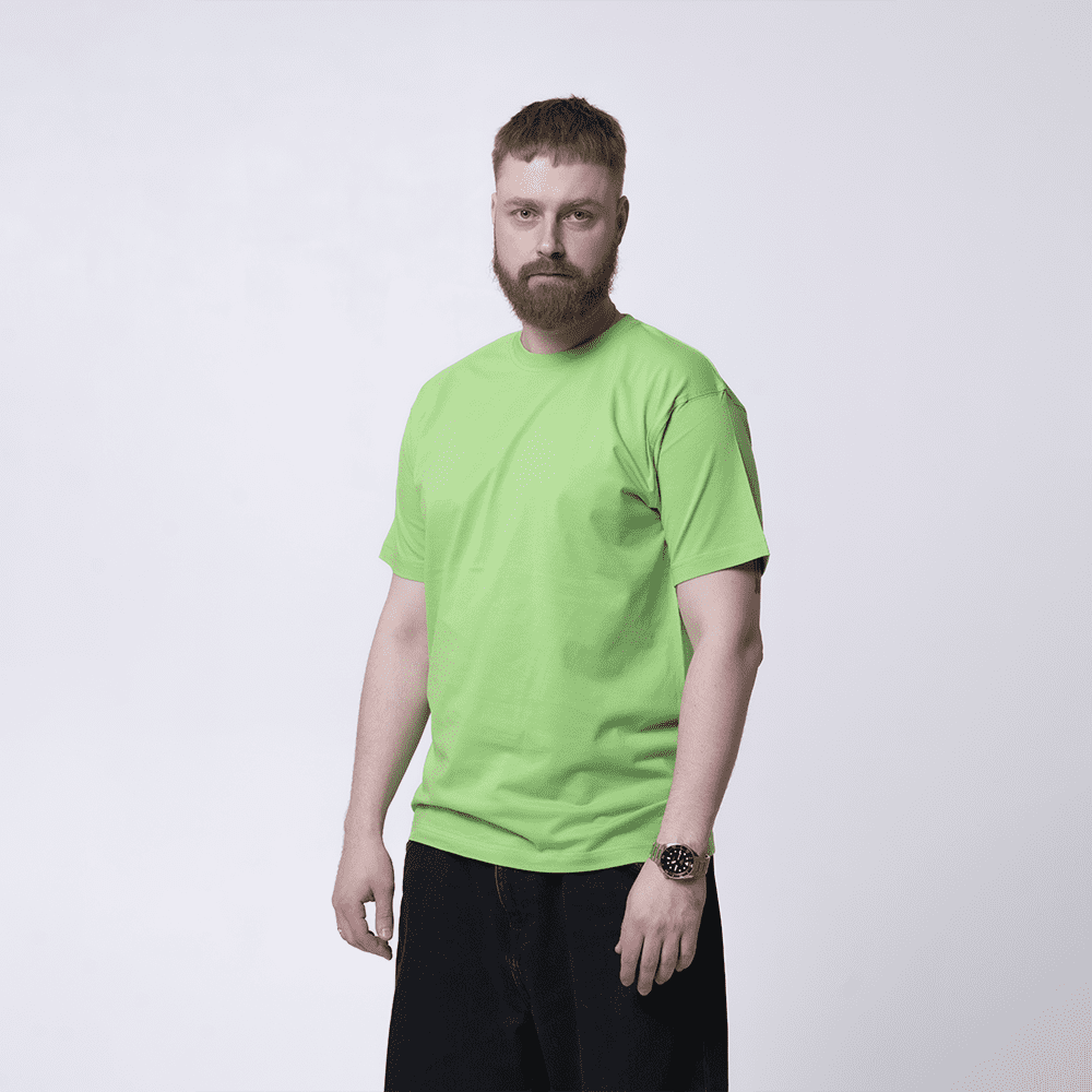 Салатовая футболка