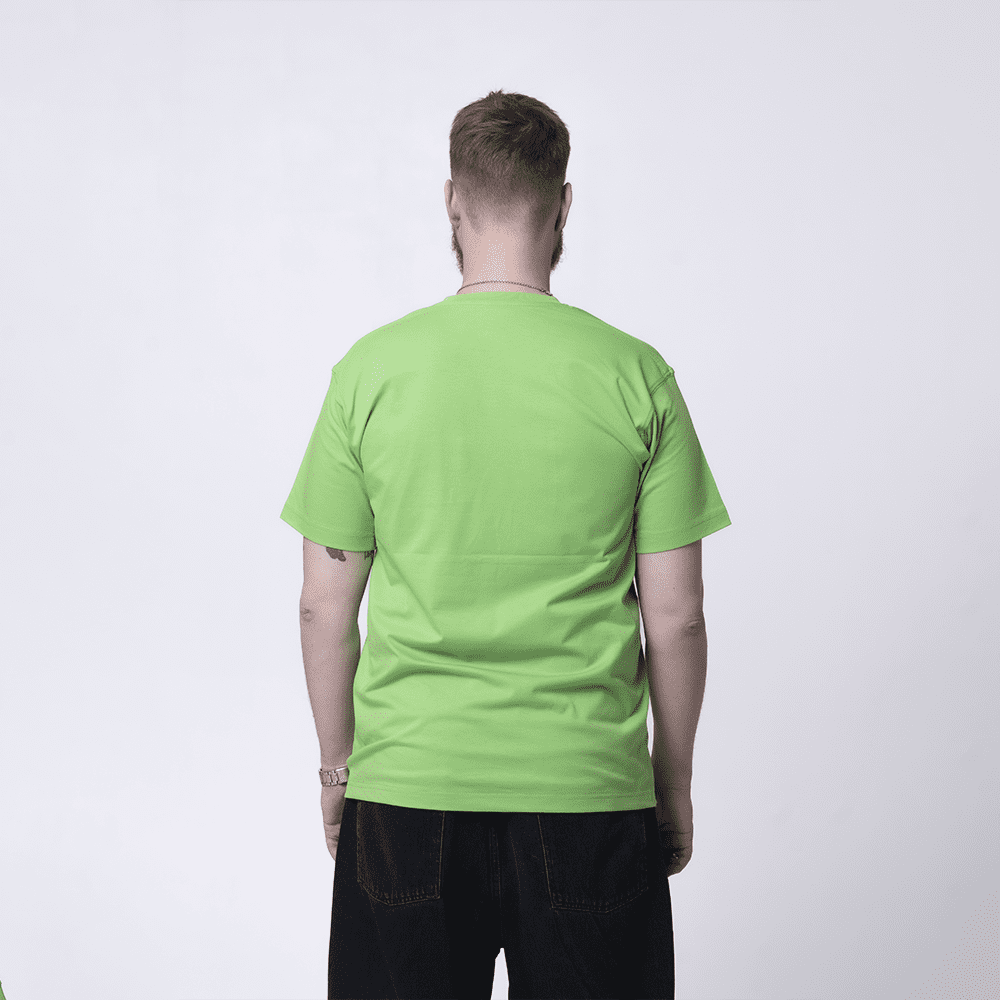Салатовая футболка