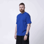 Синяя мужская футболка