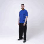 Синяя мужская футболка