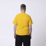 Светло желтая футболка
