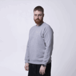 Серый свитшот с рукавом реглан