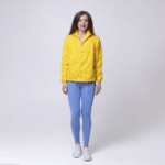 Желтая ветровка