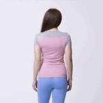 Серо-розовая женская футболка