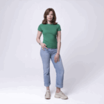 Зеленая женская футболка
