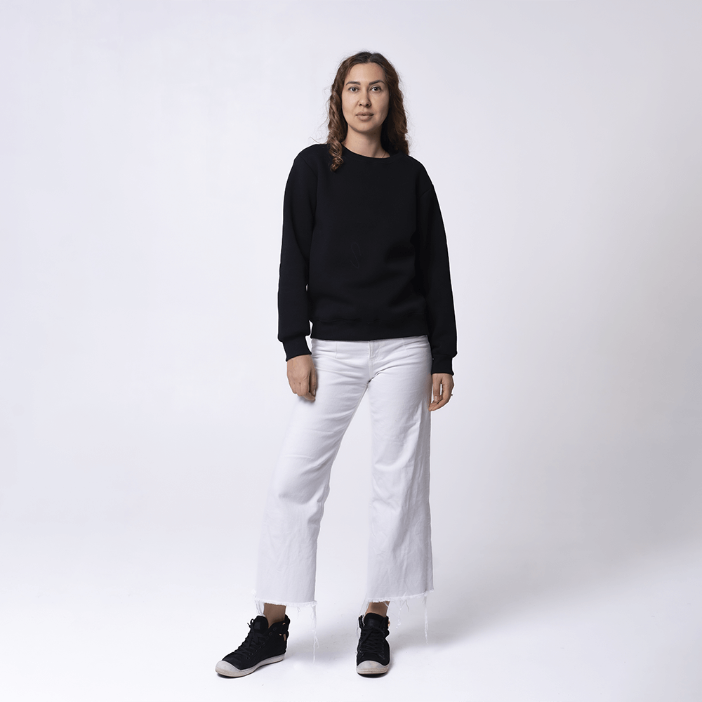 Черный женский свитшот