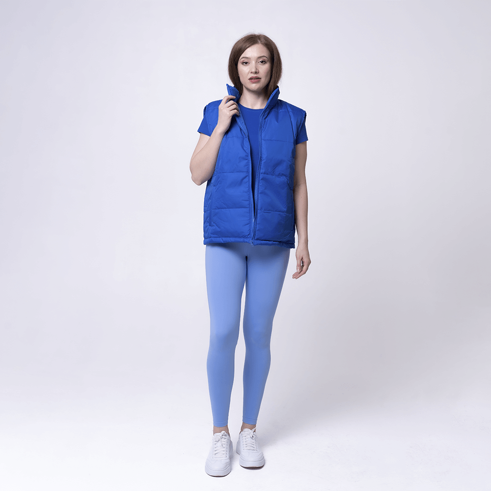 Синяя жилетка