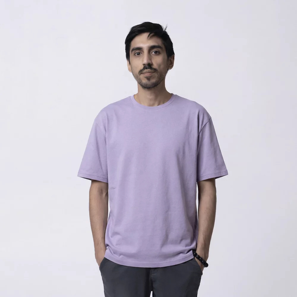 Сиреневая оверсайз футболка